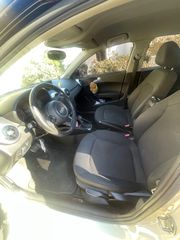 Audi A1 2013-thumb-5