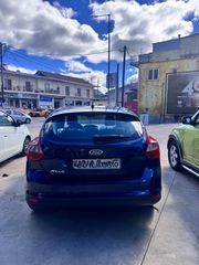 Ford Focus 2011-thumb-10