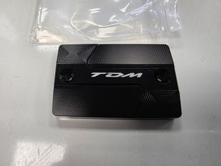 ΚΑΠΑΚΙ ΤΡΟΜΠΑΣ ΦΡΕΝΟΥ YAMAHA TDM900 CNC ΜΑΥΡΟ-thumb-1