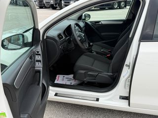 Volkswagen Golf 2009-thumb-8