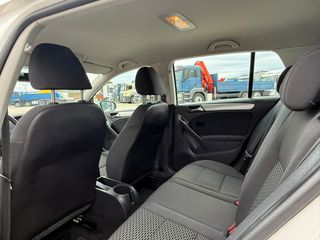 Volkswagen Golf 2009-thumb-10