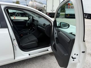 Volkswagen Golf 2009-thumb-12