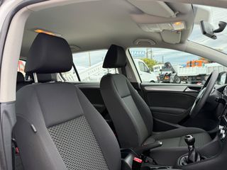 Volkswagen Golf 2009-thumb-14