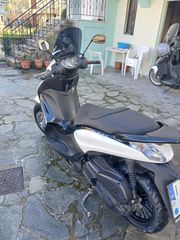 Piaggio Beverly 300 2016-thumb-1