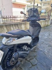 Piaggio Beverly 300 2016-thumb-4