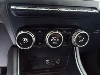 Renault Captur 2020 BLUE dCi 115 Intens EDC ΑΥΤΟΜΑΤΟ-thumb-54