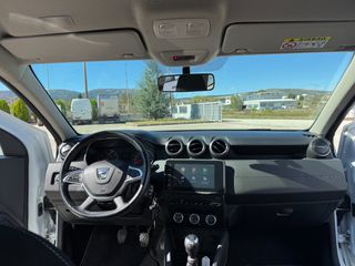 Dacia Duster 2022 PRESTIGE 4X4-thumb-11