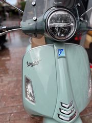 Vespa GTS 300 2022