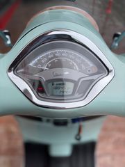 Vespa GTS 300 2022-thumb-6