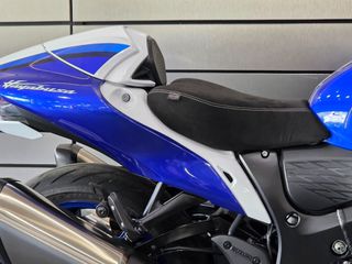 Suzuki GSXR 1300 Hayabusa 2026 Special Edition-thumb-10
