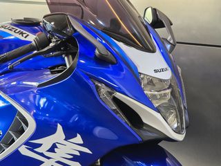 Suzuki GSXR 1300 Hayabusa 2026 Special Edition-thumb-12
