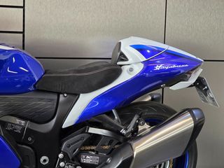 Suzuki GSXR 1300 Hayabusa 2026 Special Edition-thumb-23