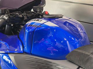Suzuki GSXR 1300 Hayabusa 2026 Special Edition-thumb-27