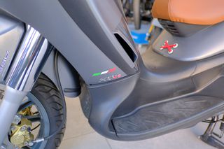 Piaggio Beverly 250 Cruiser 2011 BEVERLY 500 ANNIVERSARY-thumb-4