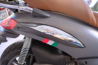 Piaggio Beverly 250 Cruiser 2011 BEVERLY 500 ANNIVERSARY-thumb-14