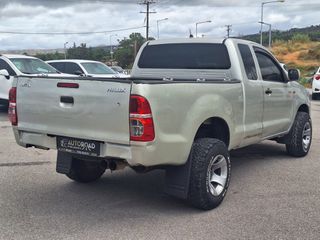 Toyota Hilux 2014-thumb-5