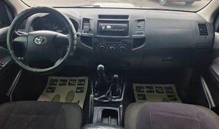 Toyota Hilux 2014-thumb-8