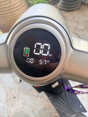 E-Rider Model 30 2026 ηλεκτρικά σκούτερ-thumb-1