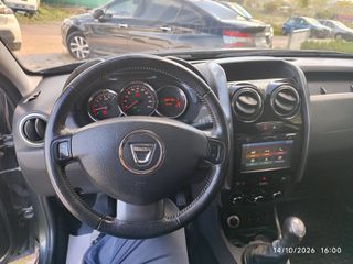 Dacia Duster 2017 DUSTER 4X4 full extra-thumb-13