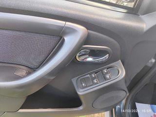 Dacia Duster 2017 DUSTER 4X4 full extra-thumb-17