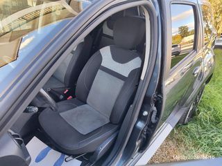 Dacia Duster 2017 DUSTER 4X4 full extra-thumb-28