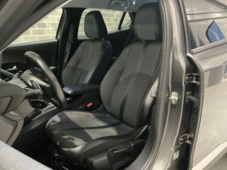 Peugeot 2008 2021 ALLURE PLUS/AUTOMATIC /131 PS-thumb-6