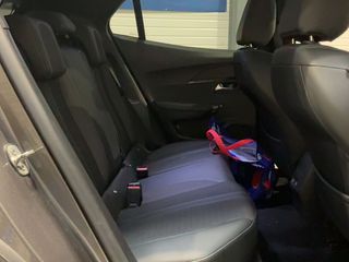 Peugeot 2008 2021 ALLURE PLUS/AUTOMATIC /131 PS-thumb-9