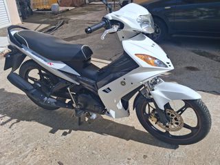 Yamaha CRYPTON-X135 2016-thumb-4