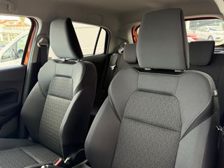 Suzuki Swift 2026 1.2 MHEV GL+ CVT-thumb-9