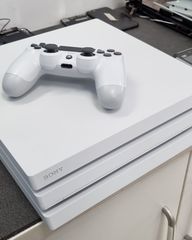 PS4 Pro σαν καινουριο