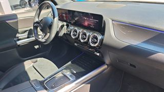 Mercedes-Benz GLA 250 2023 e AMG LINE FACELIFT SUNROOF-thumb-7