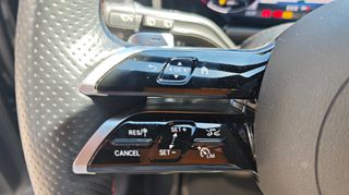 Mercedes-Benz GLA 250 2023 e AMG LINE FACELIFT SUNROOF-thumb-16