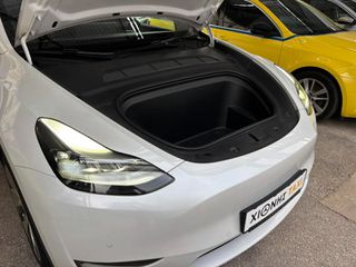 Tesla Model Y 2023 LONG RANGE DUAL MOTOR AWD-thumb-36