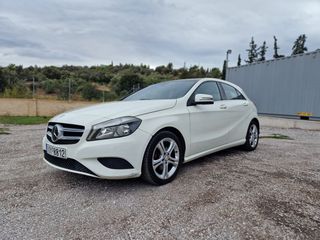 Mercedes-Benz A 180 2015 1.6 109HP Auto PANORAMIC ROOF