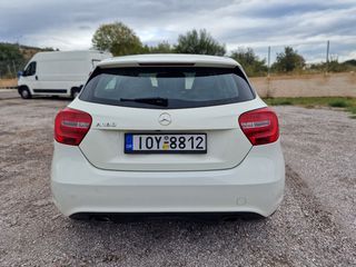 Mercedes-Benz A 180 2015 1.6 109HP Auto PANORAMIC ROOF-thumb-4