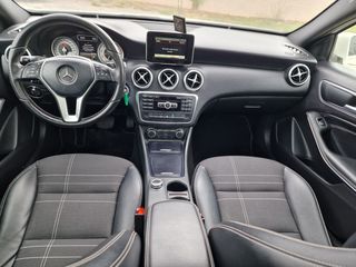 Mercedes-Benz A 180 2015 1.6 109HP Auto PANORAMIC ROOF-thumb-9
