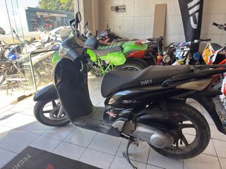 Honda SH 150i 2005-thumb-1