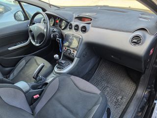 Peugeot 308 2008-thumb-10