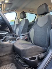 Peugeot 308 2008-thumb-15