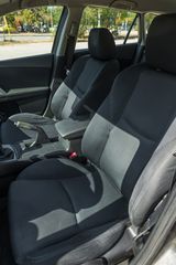 Mazda 3 2011-thumb-16