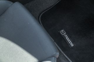 Mazda 3 2011-thumb-24