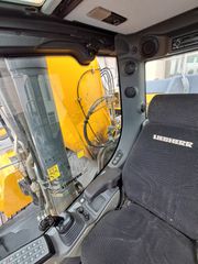 Εκσκαφέας Με Ερπύστριες Liebherr 2017 R946LC-thumb-8