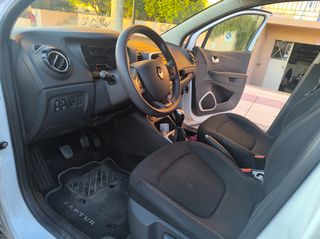 Renault Captur 2019-thumb-9