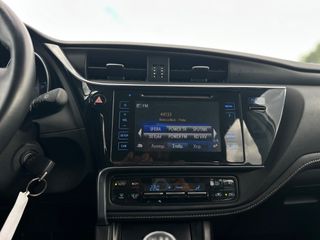 Toyota Auris 2016 Turbo Edition-S-thumb-23
