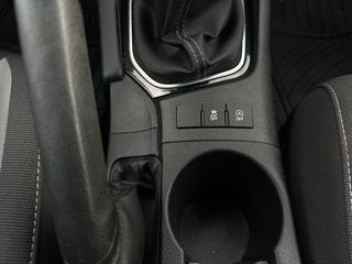 Toyota Auris 2016 Turbo Edition-S-thumb-27