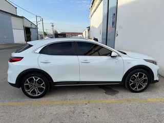 Kia XCeed 2021-thumb-3