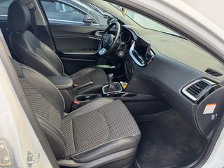 Kia XCeed 2021-thumb-7