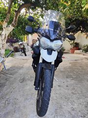 Triumph Tiger 800 XC 2011-thumb-9