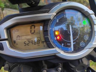 Triumph Tiger 800 XC 2011-thumb-13