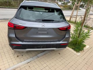 Mercedes-Benz GLA 250 2022 PLUG IN AYTOMATO-thumb-19